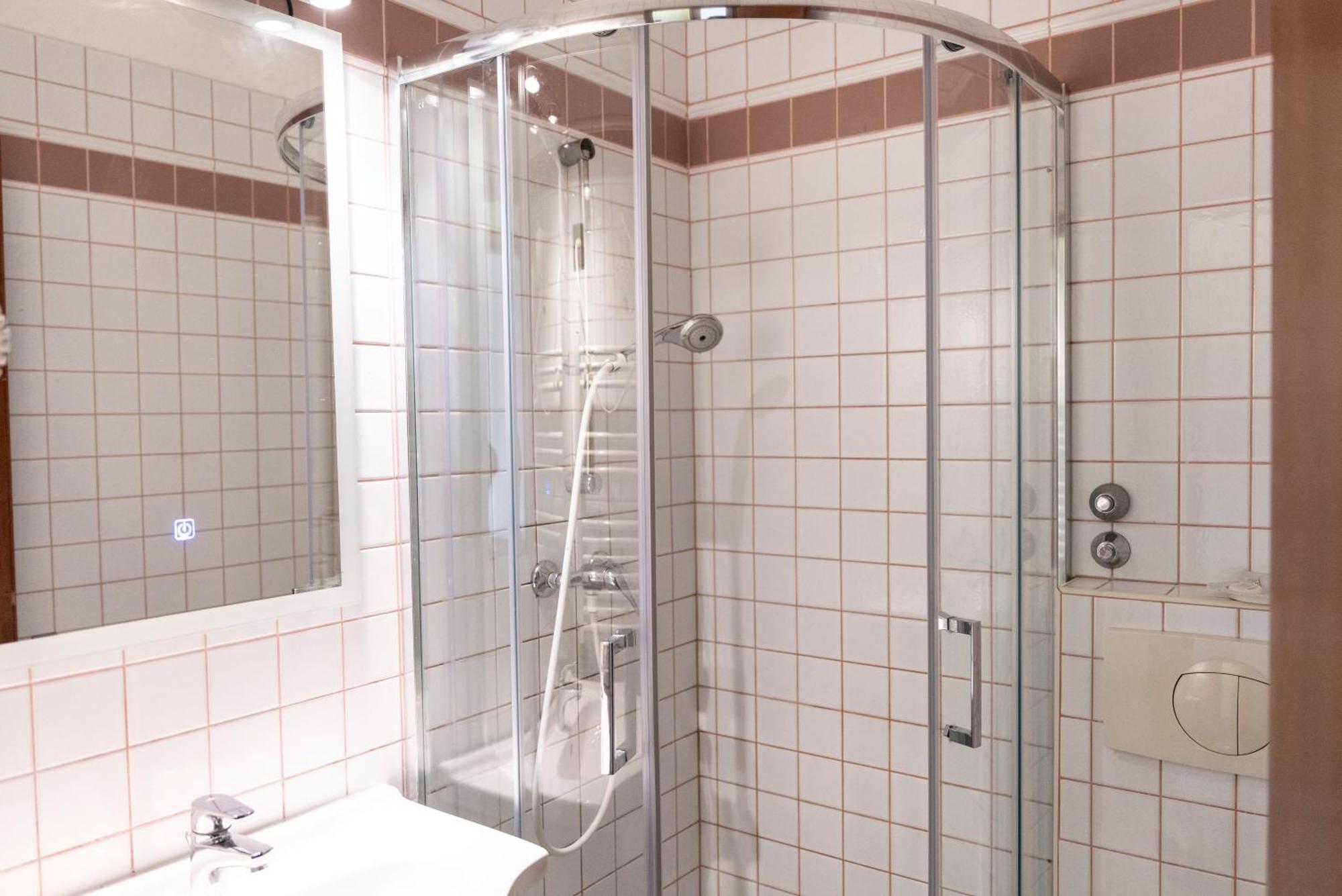 בודפשט Hotel Bobbio מראה חיצוני תמונה