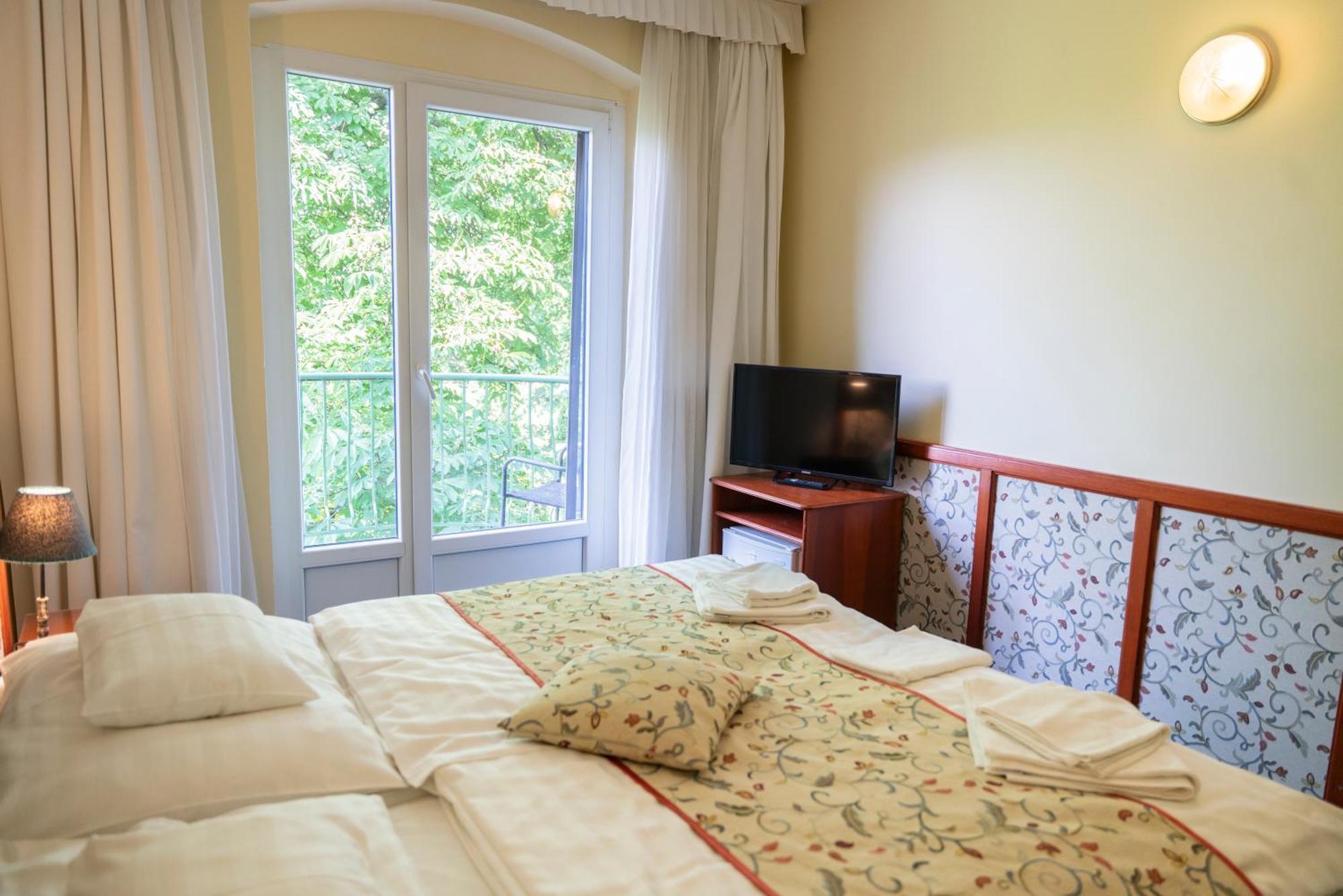 בודפשט Hotel Bobbio מראה חיצוני תמונה